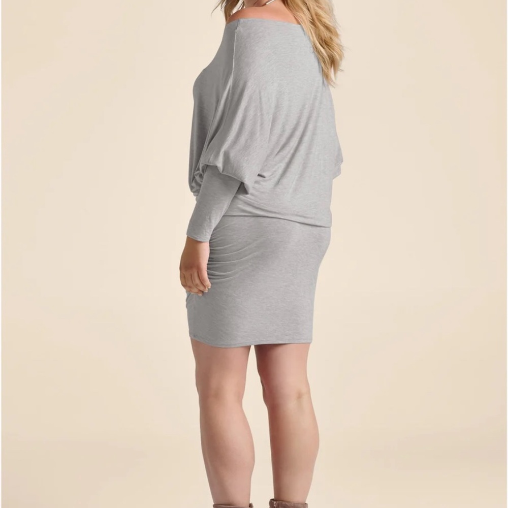 Off-Shoulder Dress - Picture 3 of 6